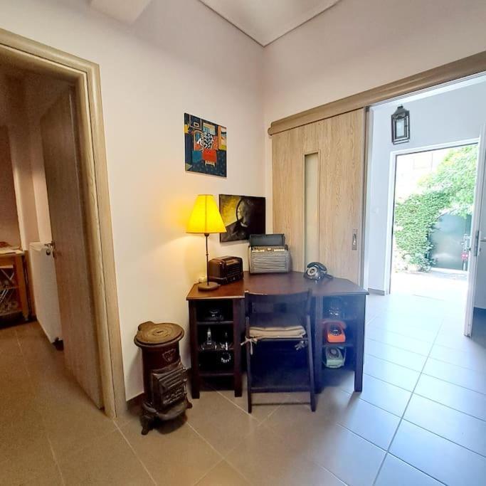 20' From The Airport,20' From The Center Of Athens Apartment Exterior photo
