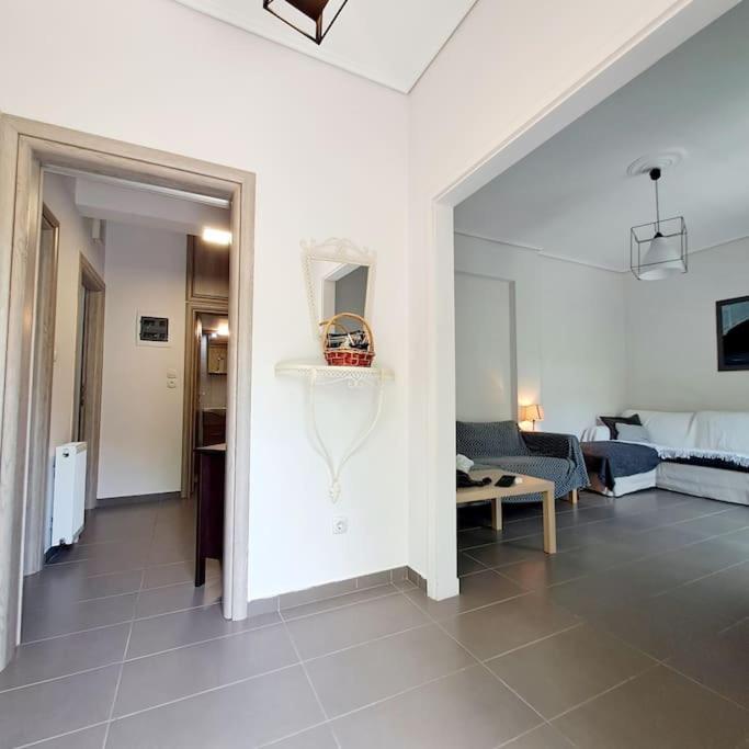 20' From The Airport,20' From The Center Of Athens Apartment Exterior photo